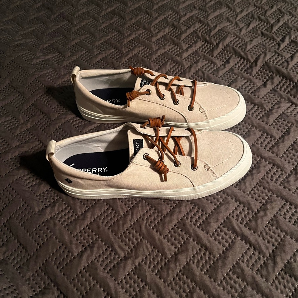 Sperry Womens Cream Canvas Boat Shoes with Brown Laces - Picture 3 of 4